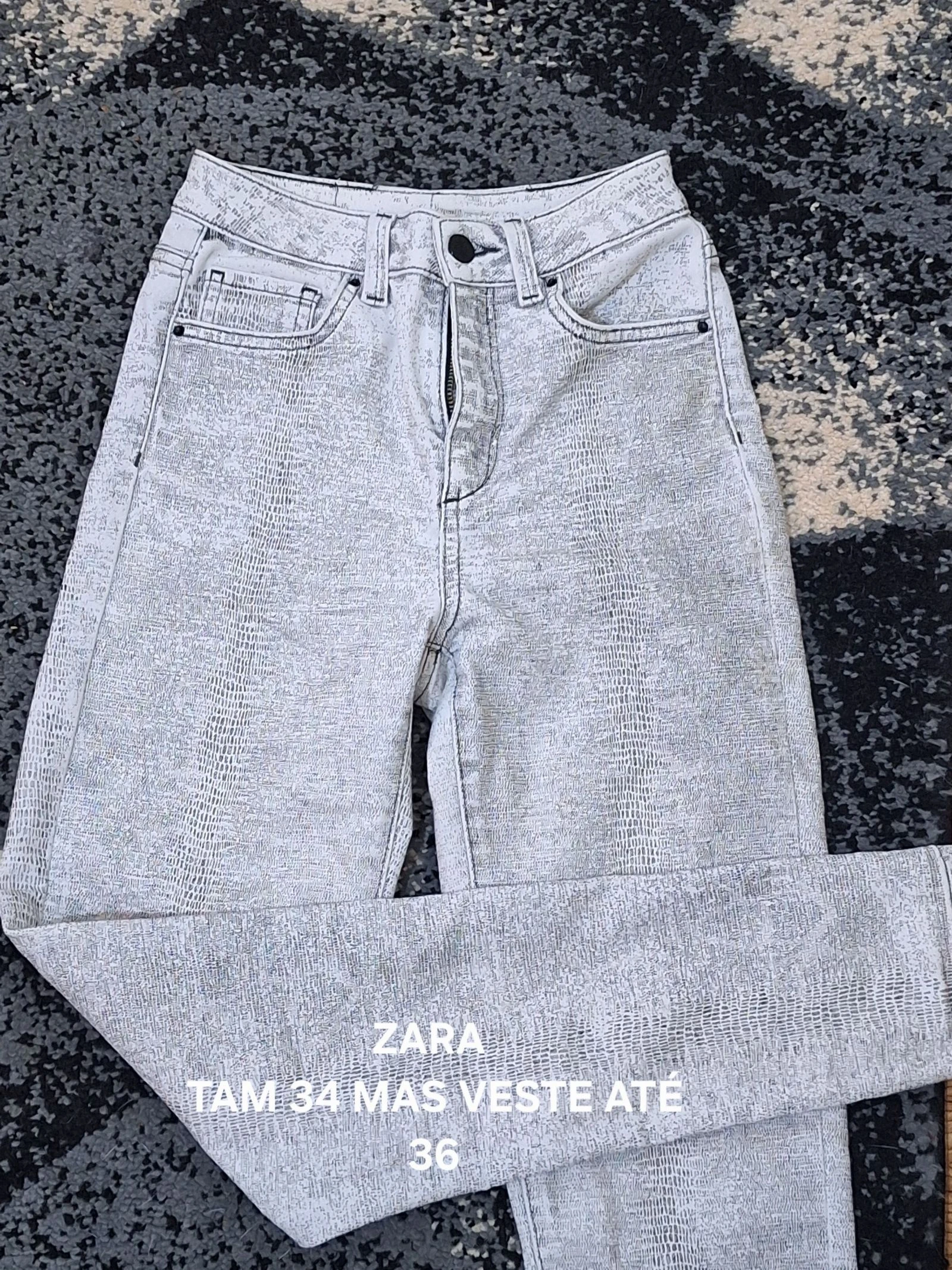 Calças da Zara cintura subida tam 34
